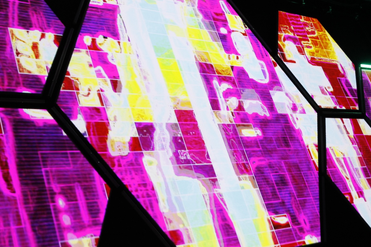 glitchy visuals on a hexagon